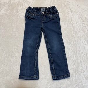 4/20$ Toddler skinny jeans size 3T